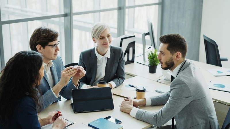 Líder de Estrategia de Simulación